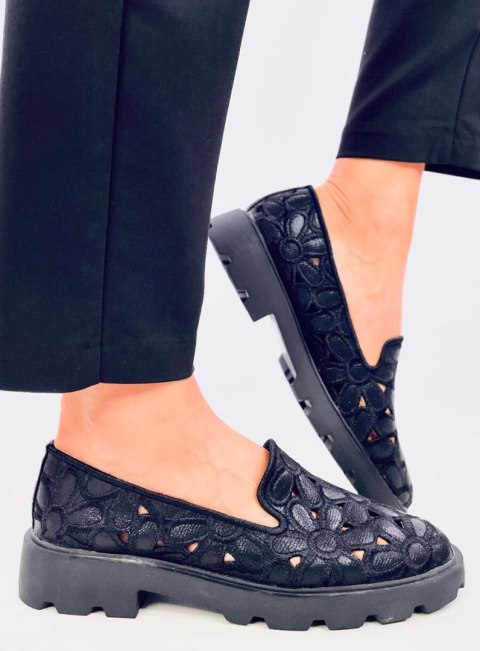 Mokasyny ażurowe REDONI BLACK Mokasyny ażurowe REDONI BLACK