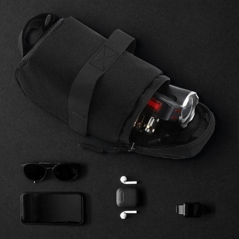 Mała torba rowerowa pod siodełko 0.6 l czarny Mała torba rowerowa pod siodełko 0.6 l czarny