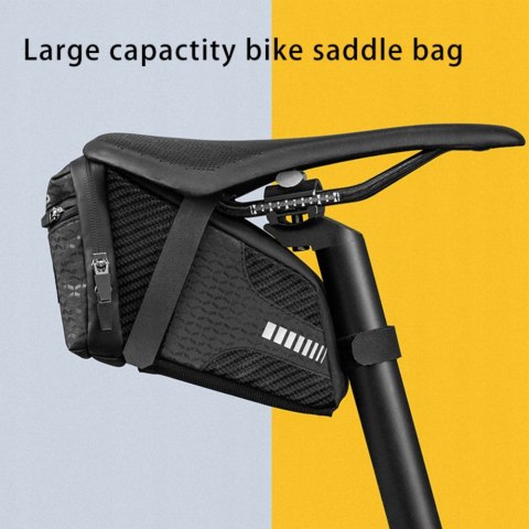 Torba rowerowa wodoodporna mocowana pod siodełko pojmność 1.5L czarna Torba rowerowa wodoodporna mocowana pod siodełko pojmność 1.5L czarna