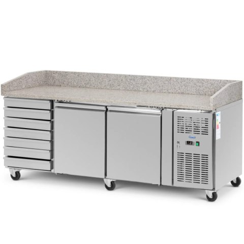 Stół chłodniczy do pizzy 2 komory 7 szuflad na kółkach 390 l 202 x 80 x 100 cm Stół chłodniczy do pizzy 2 komory 7 szuflad na kółkach 390 l 202 x 80 x 100 cm