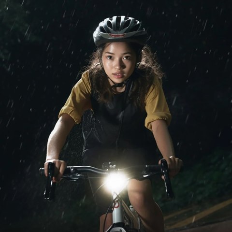 Lampka rowerowa przednia 5000mAh 1500lm IPX6 mocowanie Garmin i GoPro - czarna Lampka rowerowa przednia 5000mAh 1500lm IPX6 mocowanie Garmin i GoPro - czarna