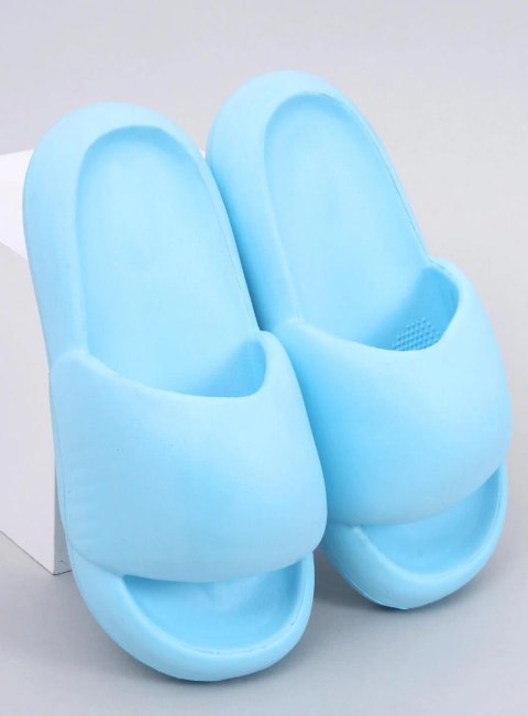 Klapki piankowe BOOZER BLUE Klapki piankowe BOOZER BLUE