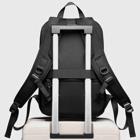 Plecak Premium na laptopa 15.6'' wodoodporny 42x11x30 cm - czarny Plecak Premium na laptopa 15.6'' wodoodporny 42x11x30 cm - czarny