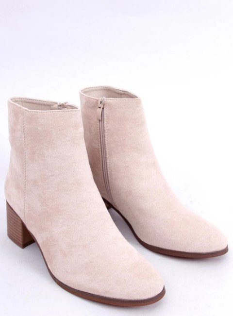 Botki na obcasie zamszowe klasyczne NATINA BEIGE Botki na obcasie zamszowe klasyczne NATINA BEIGE