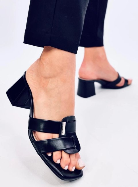 Klapki na obcasie eleganckie LAFAR BLACK Klapki na obcasie eleganckie LAFAR BLACK