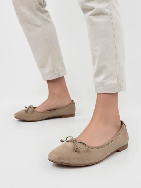 Damskie Baleriny BELLA KHAKI - Naturalny Minimalizm z Wyrafinowanym Akcentem Damskie Baleriny BELLA KHAKI - Naturalny Minimalizm z Wyrafinowanym Akcentem